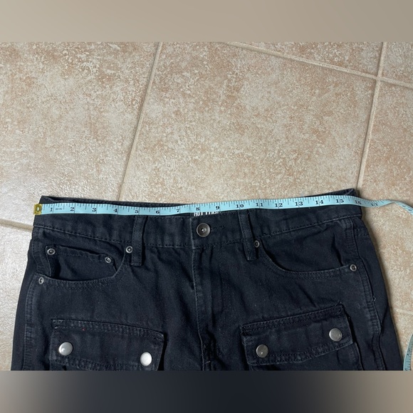 Hot Topic Black Cargo Buckle Straight Leg Pants 32W x 32L Grunge Skater Goth - Picture 6 of 8